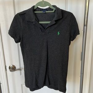 Grey skinny polo, with green embroidered logo